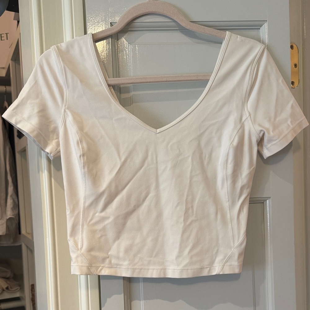 Lululemon white cropped workout tee